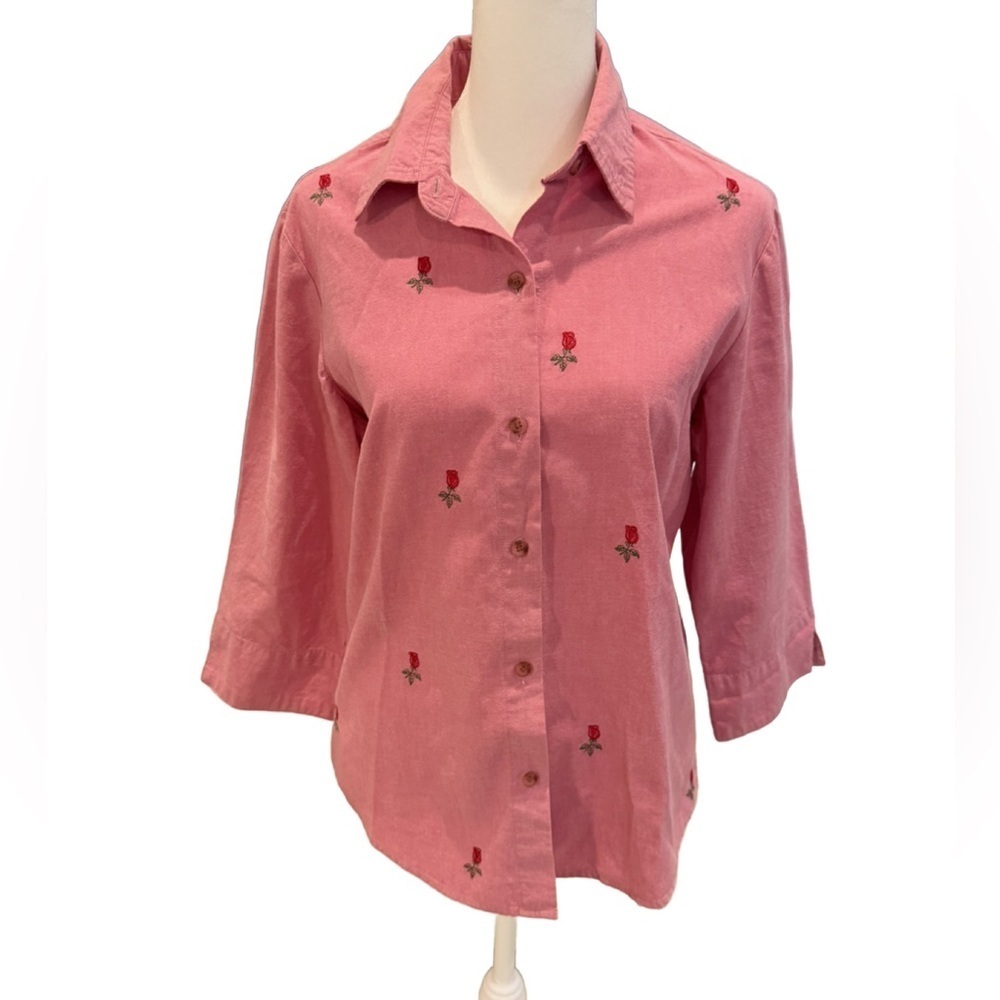 Lemongrass Studio Pink Button up blouse with Embroidered Roses. Size small